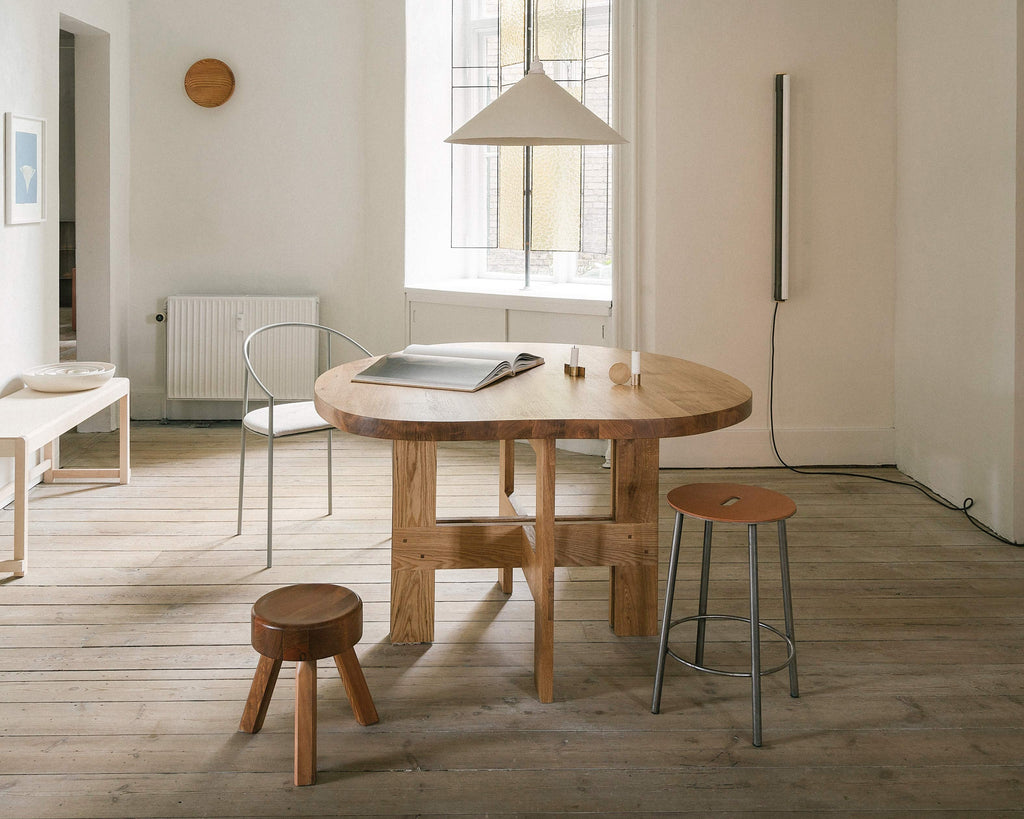 Farmhouse Trestle Table | Natural Oak | Pond
