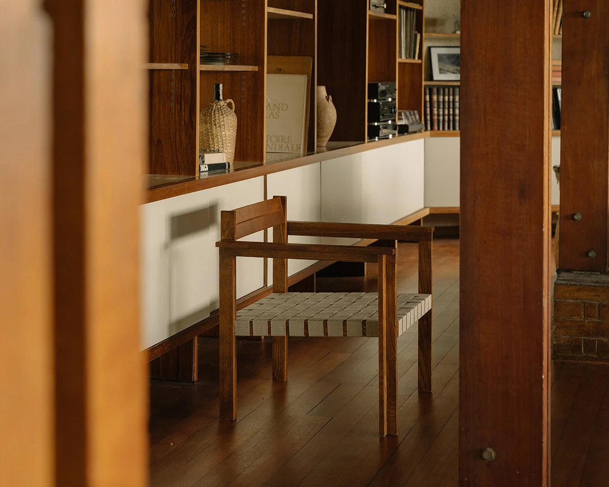 Symmetry Easy Chair | Honey Ash Wood / Oat Fabric